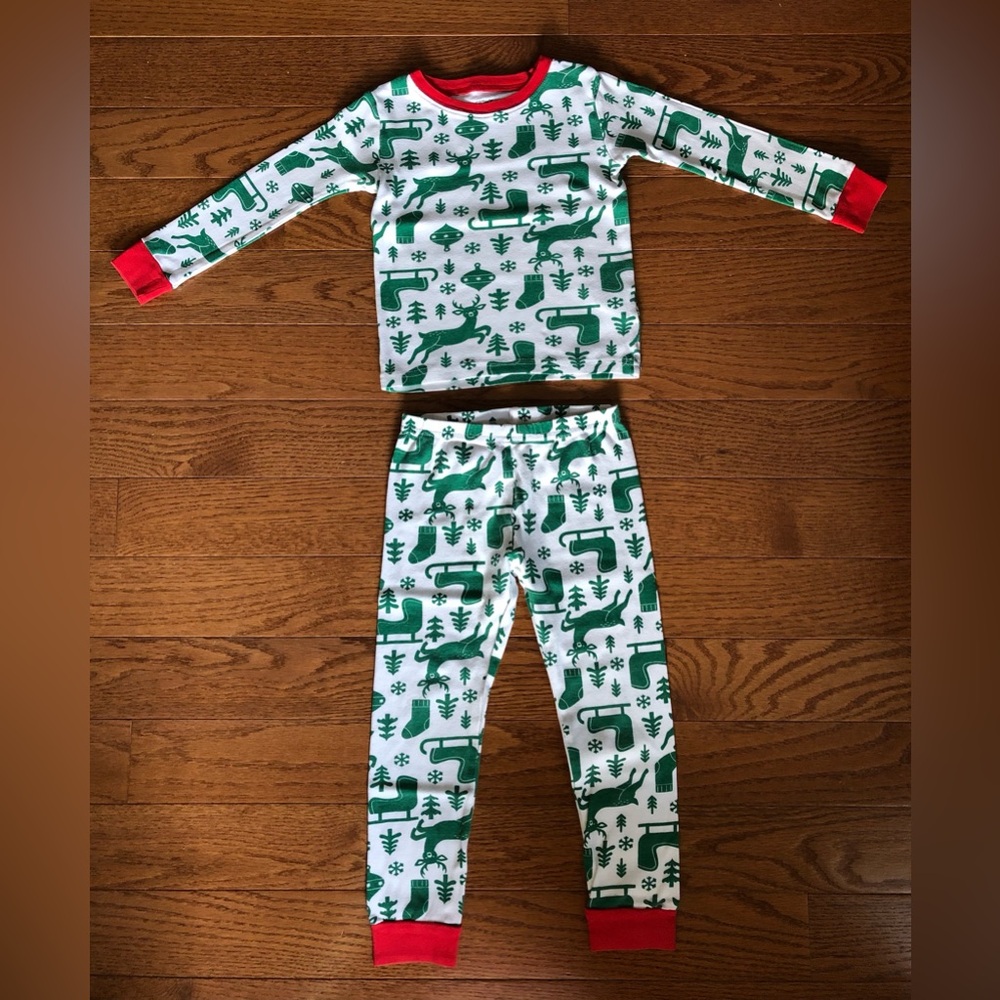 Carter’s 2021 Holiday Pajamas- size 5T